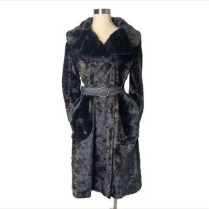 💄Vintage 1960’s Faux Fur Coat